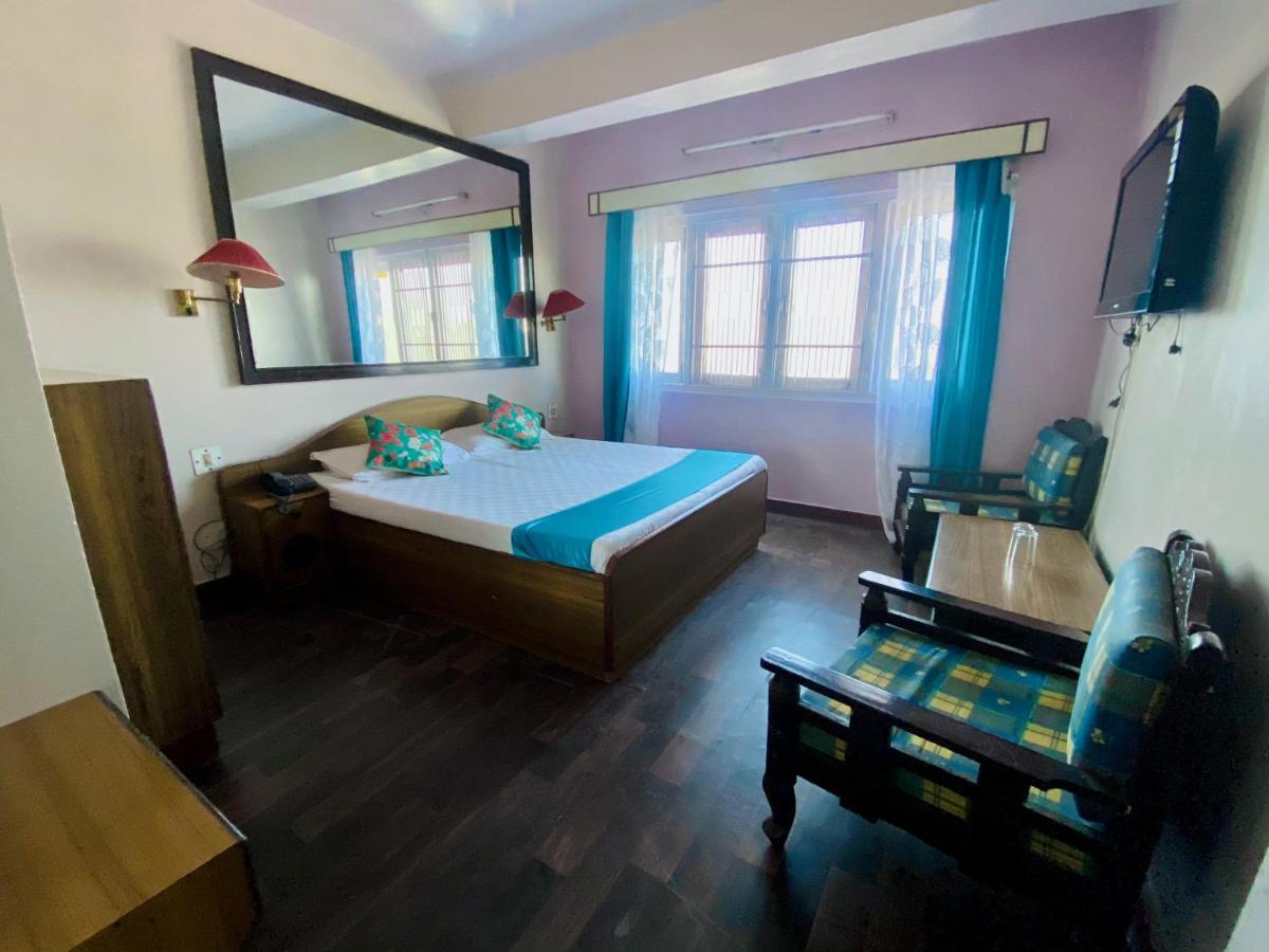The Travelista Shimla Bed and Breakfast Esterno foto